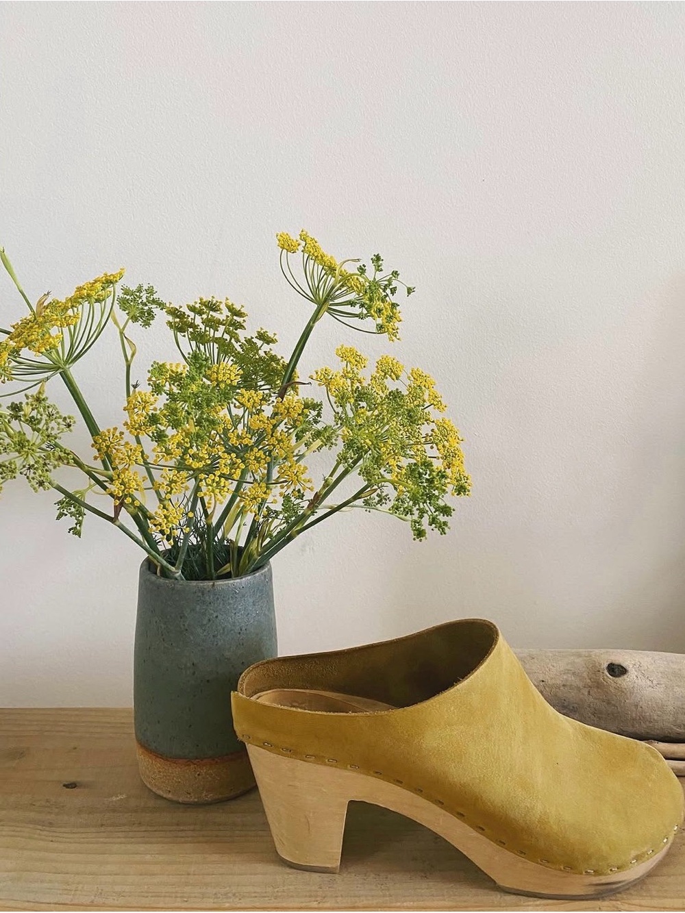 Bryr Mustard Yellow Leather Clog Mule - Picture 2 of 4